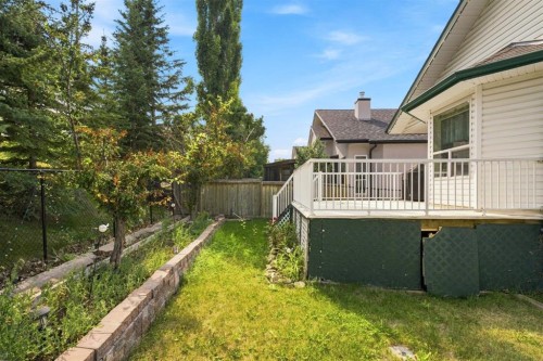 9216 Edgebrook Drive Nw, Calgary, AB - Outdoor