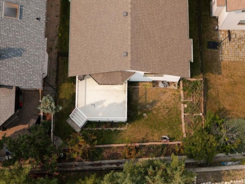 9216 Edgebrook Drive Nw, Calgary, AB - Outdoor
