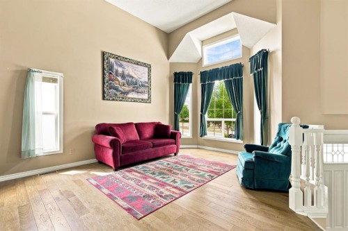 9216 Edgebrook Drive Nw, Calgary, AB - Indoor Photo Showing Living Room