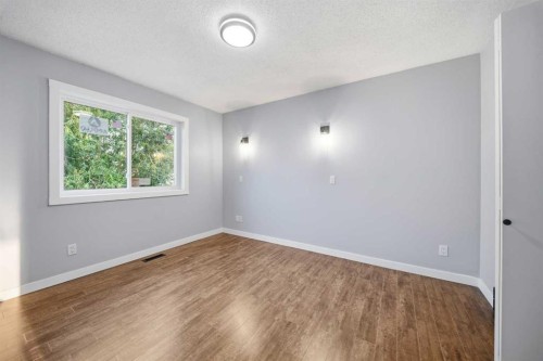 52 Erin Meadows Court Se, Calgary, AB - Indoor Photo Showing Other Room