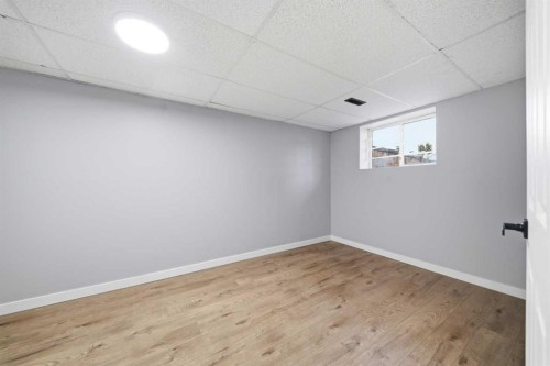 52 Erin Meadows Court Se, Calgary, AB - Indoor Photo Showing Other Room