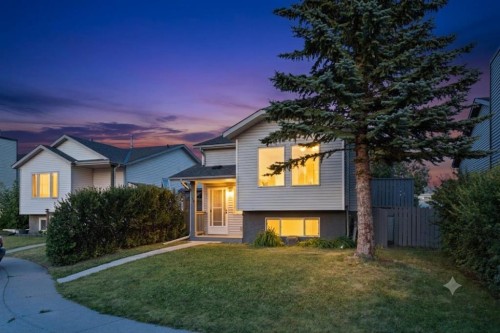 52 Erin Meadows Court Se, Calgary, AB - Outdoor