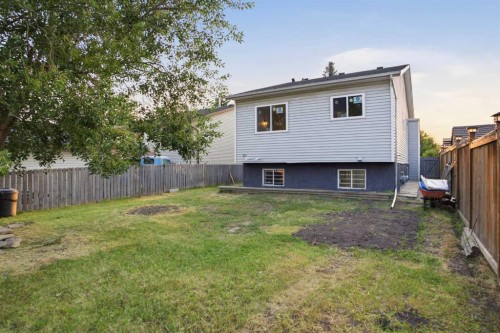 52 Erin Meadows Court Se, Calgary, AB - Outdoor