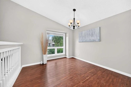 3569 Douglas Woods Heights Se, Calgary, AB - Indoor Photo Showing Other Room