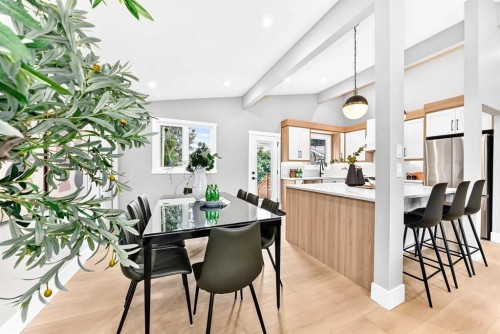 1635 32 Avenue Nw, Calgary, AB - Indoor Photo Showing Dining Room
