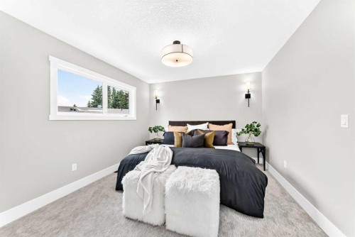 1635 32 Avenue Nw, Calgary, AB - Indoor Photo Showing Bedroom