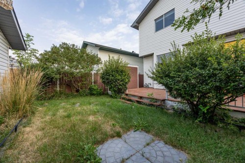 133 Applemead Close Se Close, Calgary, AB - Outdoor