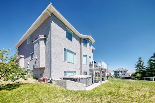 199 Hampstead Way Nw, Calgary, AB - Outdoor