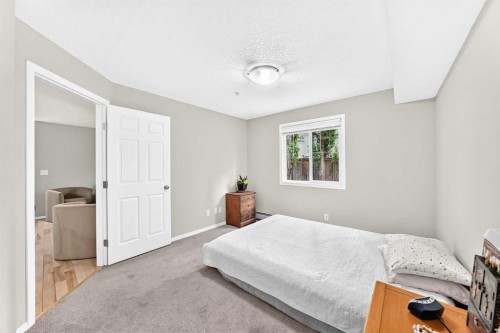 110-6315 Ranchview Drive Nw, Calgary, AB - Indoor Photo Showing Bedroom
