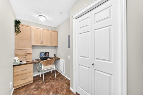 110-6315 Ranchview Drive Nw, Calgary, AB - Indoor Photo Showing Other Room