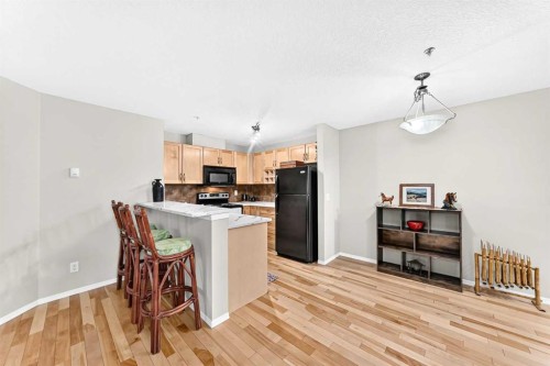 110-6315 Ranchview Drive Nw, Calgary, AB - Indoor Photo Showing Kitchen