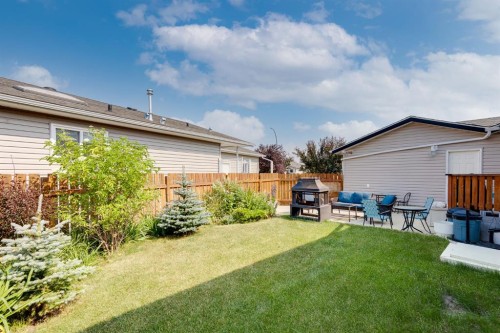 806 Beckner Crescent, Carstairs, AB - Outdoor