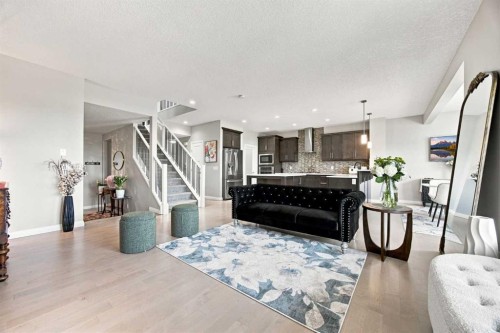 12 Masters Court Se, Calgary, AB - Indoor
