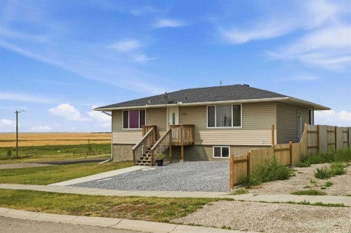 301 3Rd Street West, Standard, AB - Outdoor