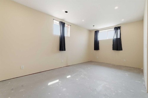 301 3Rd Street West, Standard, AB - Indoor