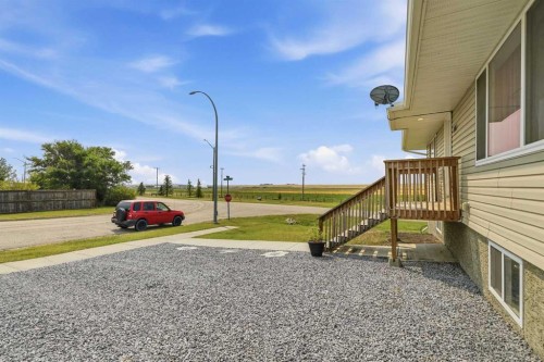 301 3Rd Street West, Standard, AB - Outdoor