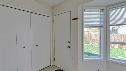 157 Harvest Gold Heights Ne, Calgary, AB - Indoor Photo Showing Other Room