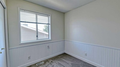 157 Harvest Gold Heights Ne, Calgary, AB - Indoor Photo Showing Other Room