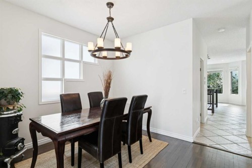 2213 27 Avenue Sw, Calgary, AB - Indoor Photo Showing Dining Room