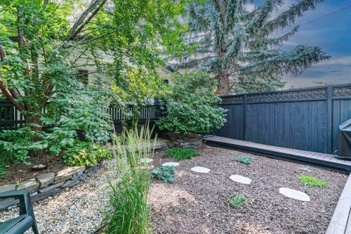 2213 27 Avenue Sw, Calgary, AB - Outdoor