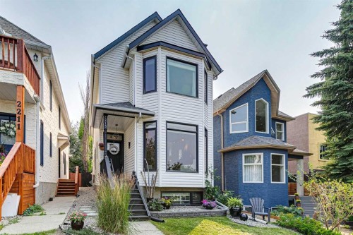 2213 27 Avenue Sw, Calgary, AB - Outdoor With Facade