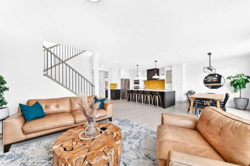 24 Emerson Crescent, Okotoks, AB - Indoor Photo Showing Living Room