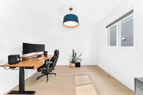 24 Emerson Crescent, Okotoks, AB - Indoor Photo Showing Office