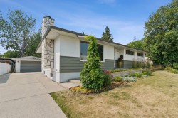 91 Winslow Crescent SW Calgary, AB T3C 2R3