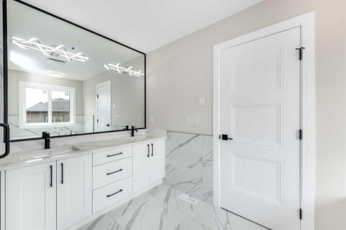 1004 Waterford Drive, Chestermere, AB - Indoor