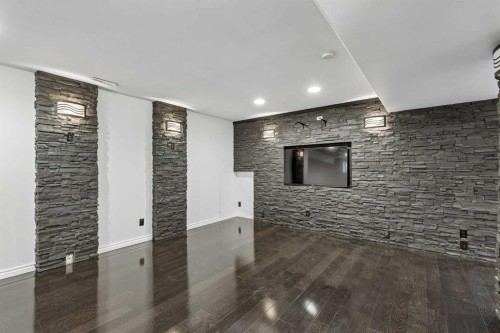 420 Royal Oak Circle Nw, Calgary, AB - Indoor Photo Showing Other Room
