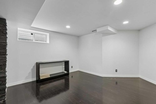 420 Royal Oak Circle Nw, Calgary, AB - Indoor
