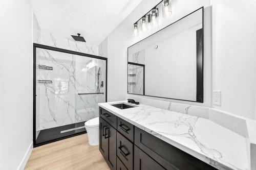79 Sundown Way, Cochrane, AB - Indoor Photo Showing Other Room