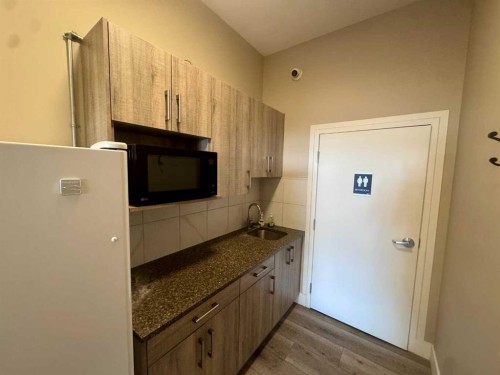 11125 38 Street Ne, Calgary, AB 