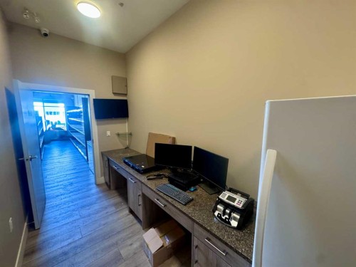 11125 38 Street Ne, Calgary, AB 