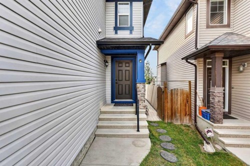 377 Panora Way Nw, Calgary, AB - Outdoor