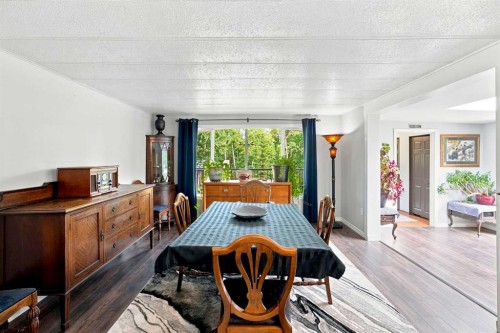 32545 Range Road 25, Rural Mountain View County, AB - Indoor Photo Showing Dining Room