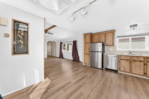 262 Burroughs Circle Ne, Calgary, AB 