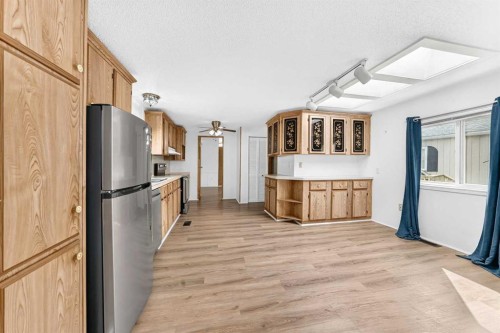 262 Burroughs Circle Ne, Calgary, AB 