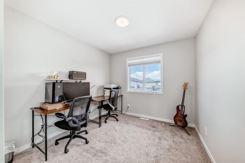 276 Belmont Boulevard Sw, Calgary, AB - Indoor Photo Showing Office