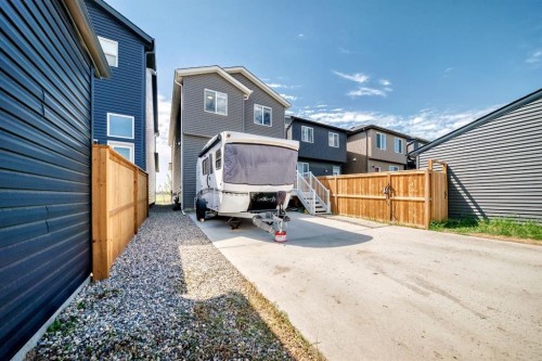 276 Belmont Boulevard Sw, Calgary, AB - Outdoor