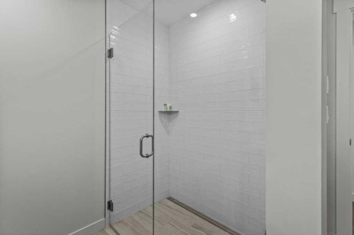 311-1315 Spring Creek Gate, Canmore, AB - Indoor Photo Showing Bathroom