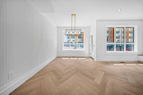 119 42 Avenue Ne, Calgary, AB - Indoor Photo Showing Other Room