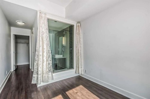 1605-550 Riverfront Avenue Se, Calgary, AB - Indoor Photo Showing Other Room
