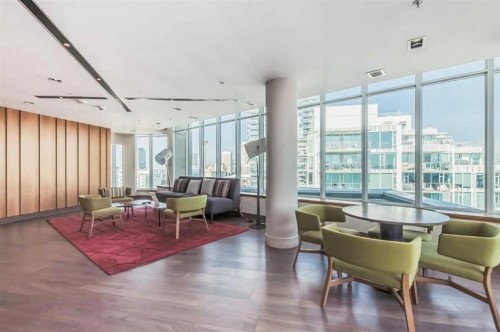 1605-550 Riverfront Avenue Se, Calgary, AB - Indoor