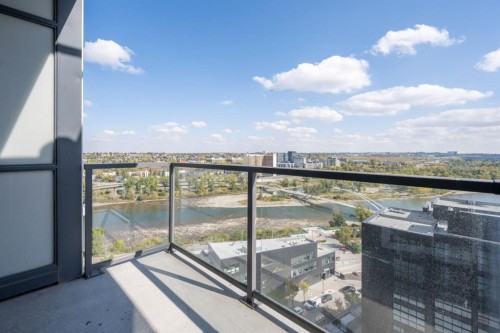 1605-550 Riverfront Avenue Se, Calgary, AB - Outdoor With View