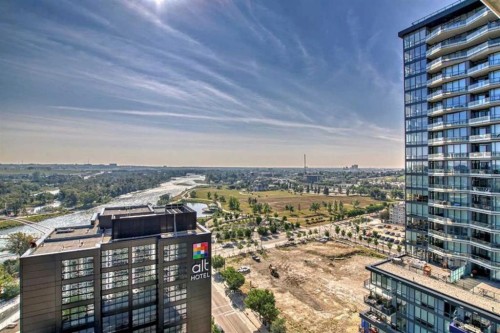 1605-550 Riverfront Avenue Se, Calgary, AB - Outdoor With View