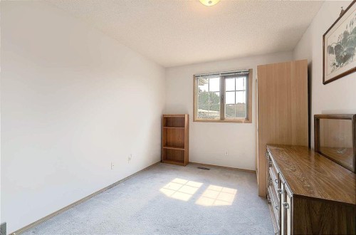 140 Santana Mews Nw, Calgary, AB - Indoor