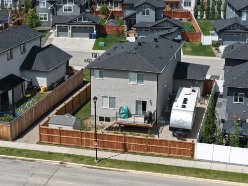 1340 Lackner Boulevard, Carstairs, AB - Outdoor