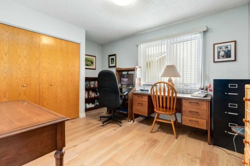 15 Sunrise Crescent Se, Calgary, AB - Indoor Photo Showing Office