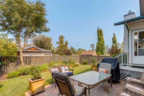 15 Sunrise Crescent Se, Calgary, AB - Outdoor With Deck Patio Veranda